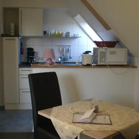 Komfortable-Ferienwohnung-In-Waabs-Ostsee-Damp-Eckernfoerde